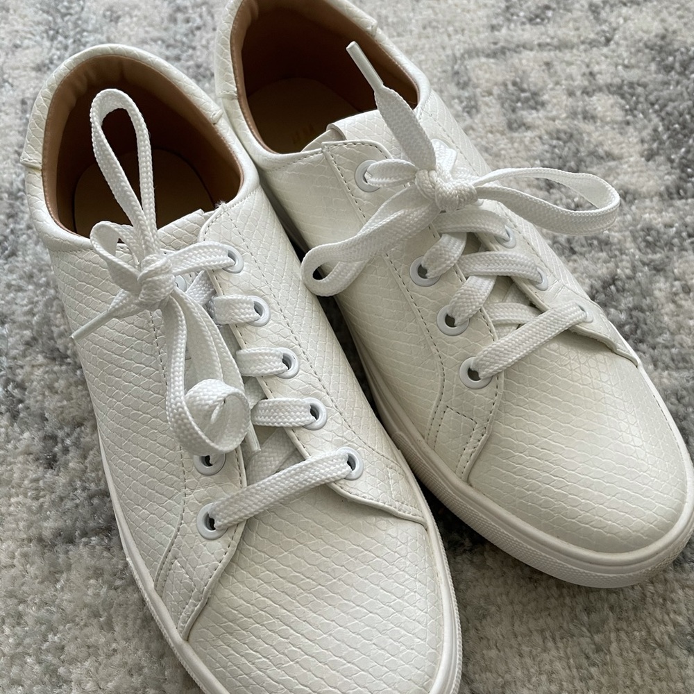 H&M white sneakers Size 38
